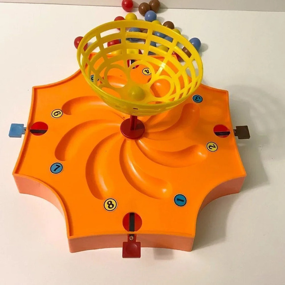 Vintage 1970s Bucket Ball Game Marx Toys Missing 1 Ball - Picture 7 of 12